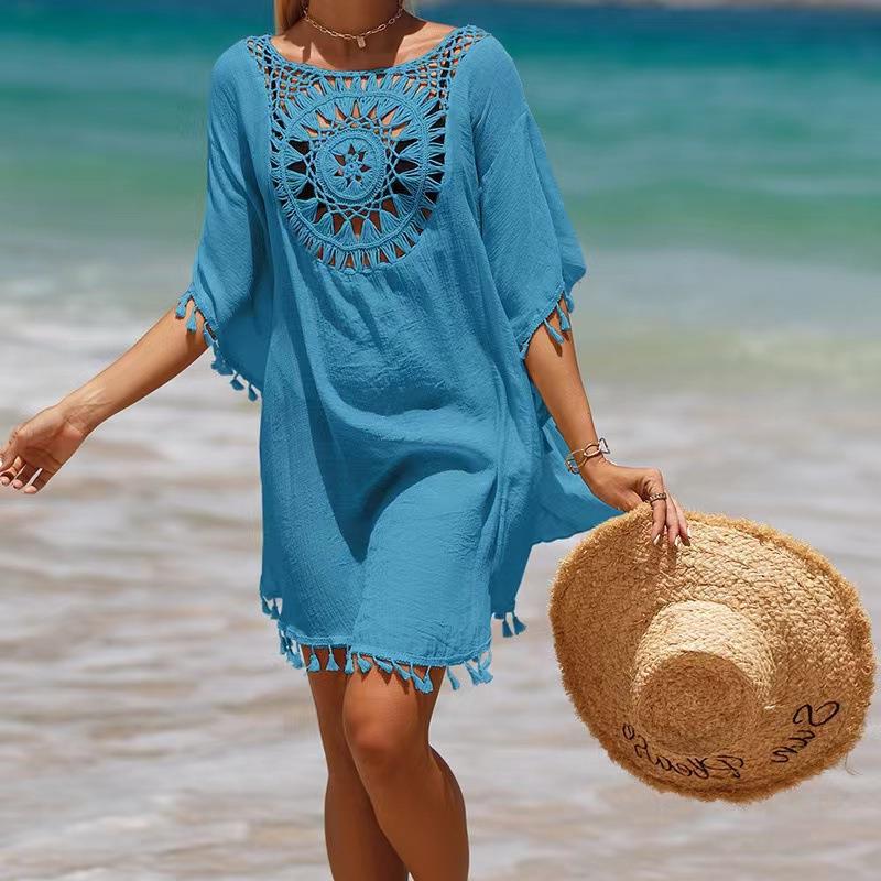 Cross-border new holiday hook solid color stitching European and American beach skirt small tassel sunscreen short sexy beach blouse
