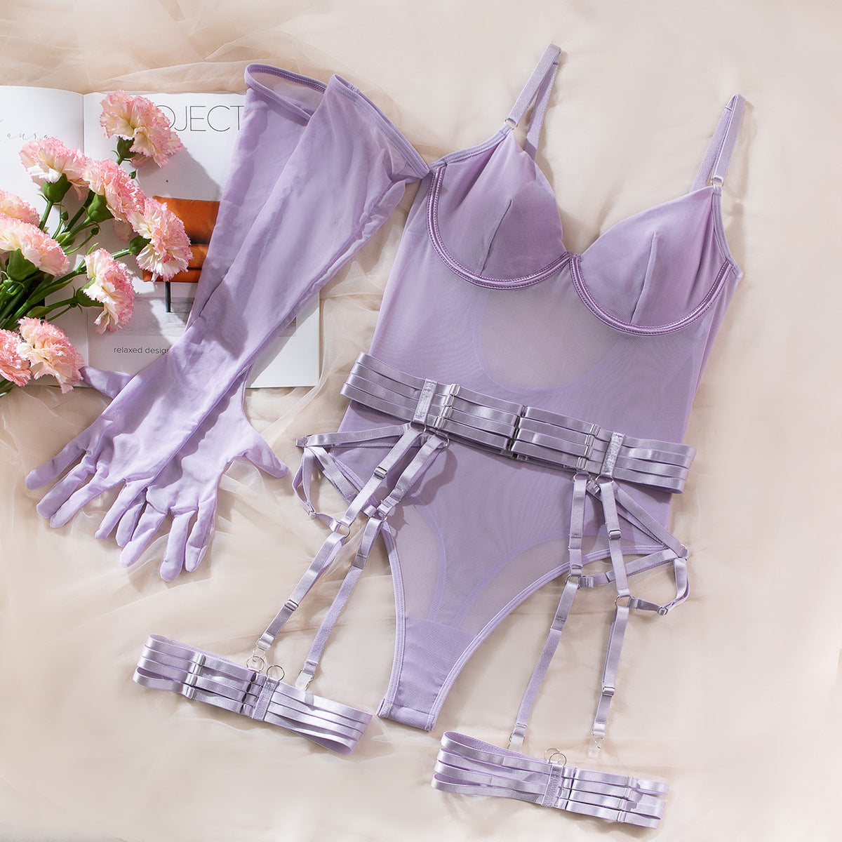 Lingerie Sexy Trois Pièces Dentelle avec Gants – Bralette, Culotte & Gants