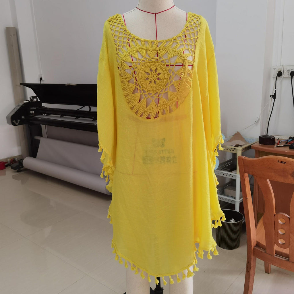 Cross-border new holiday hook solid color stitching European and American beach skirt small tassel sunscreen short sexy beach blouse