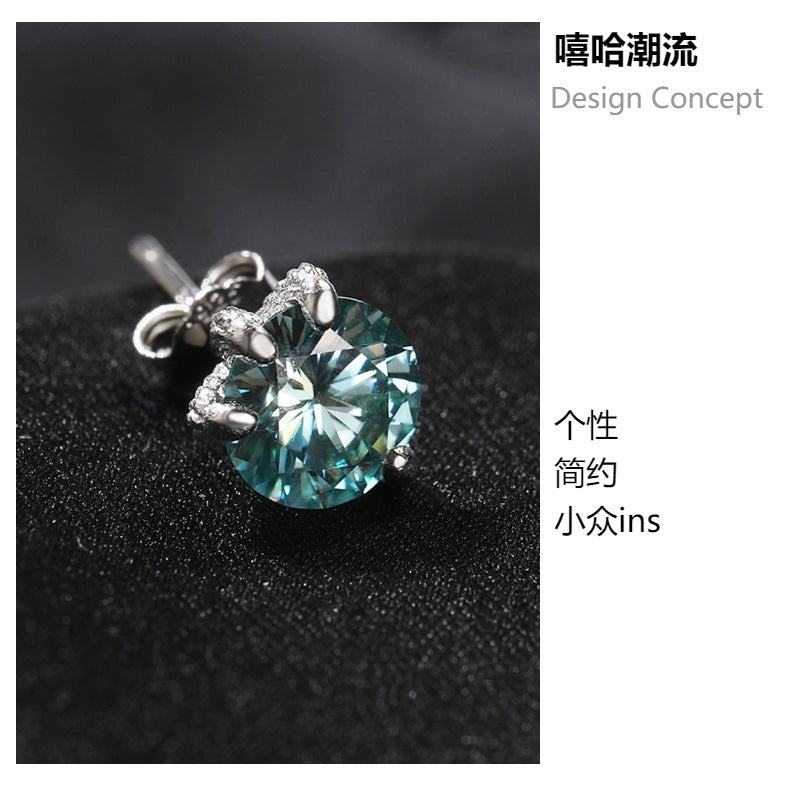 Light Luxury All-match S925 Silver Moissanite Dragon Claw Earrings for Men and Women with High-end Sense Instagram Style Fashionable Distinctive Earrings