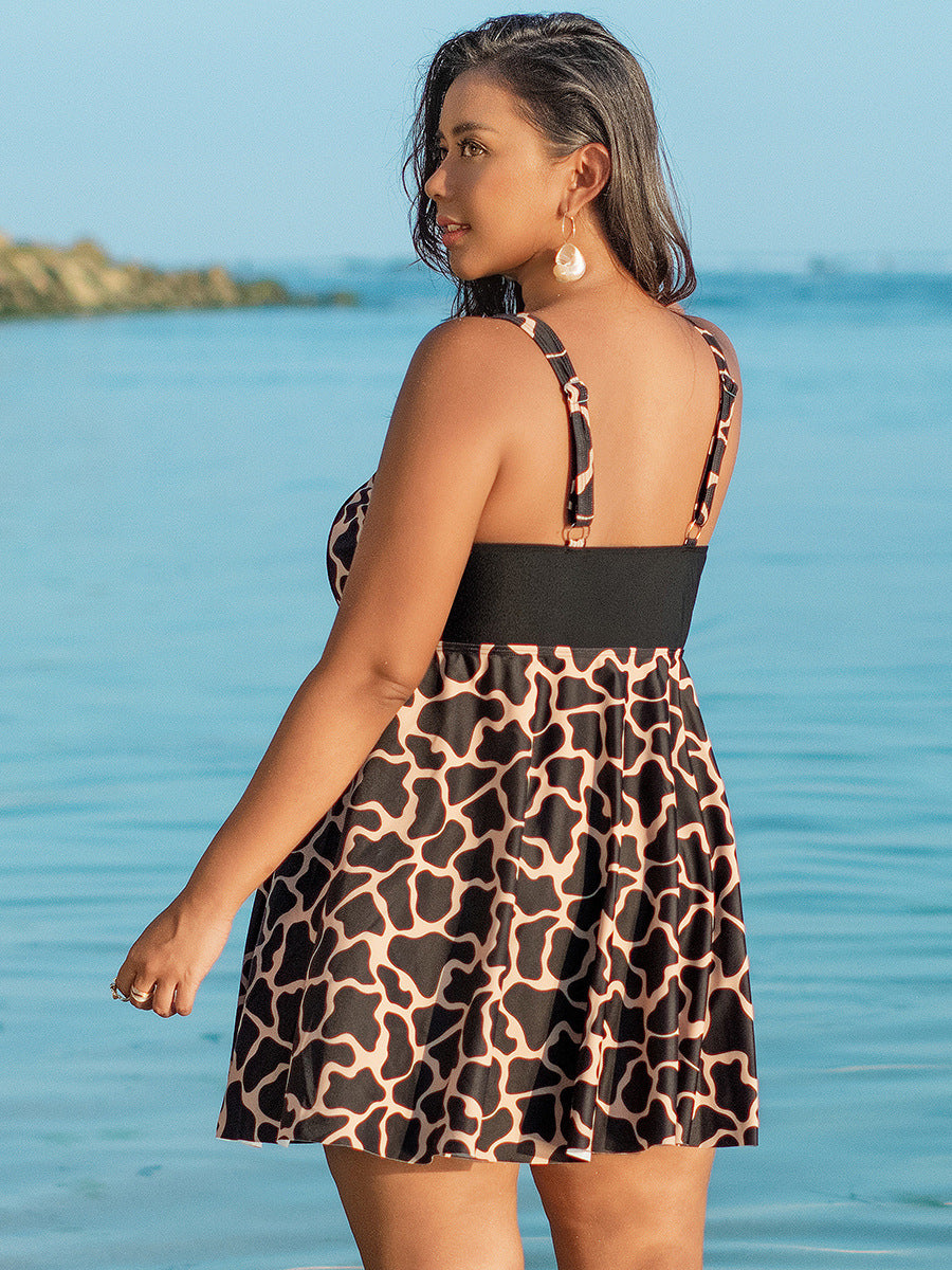 New European and American Style Plus-Size Women's Swimsuit, Conservative Two-Piece Swimwear, in Stock